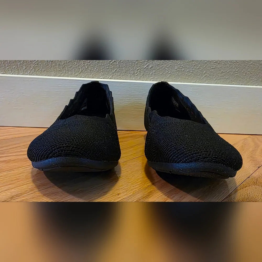 Skechers Women's 8 Black Cleo Knit Ballet Flats NWOT Memory Foam